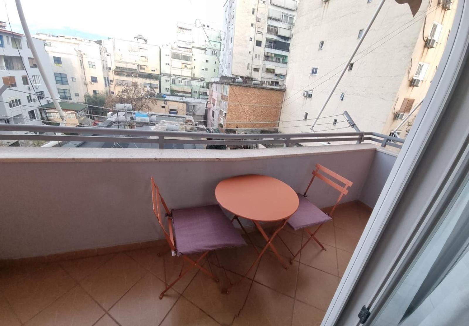 Nevila'S Apartment Tirana Extérieur photo