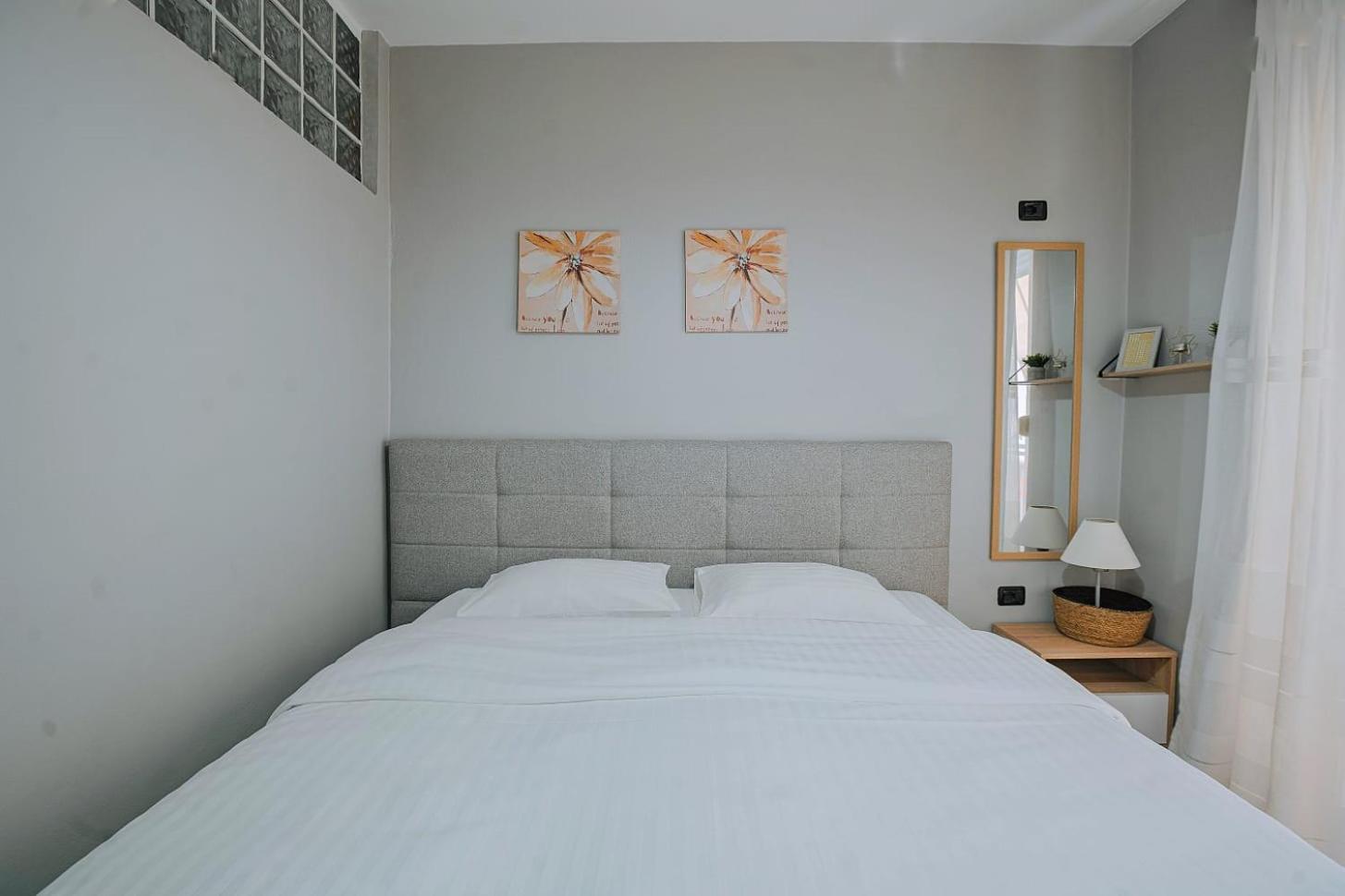 Nevila'S Apartment Tirana Extérieur photo